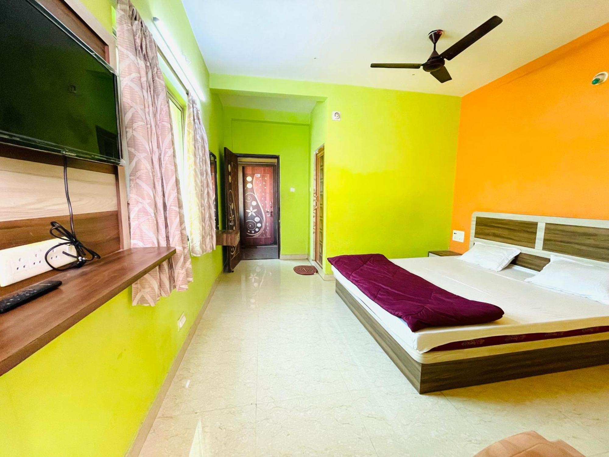 Hotel Falcon House ! Puri - Shriyash Group Экстерьер фото