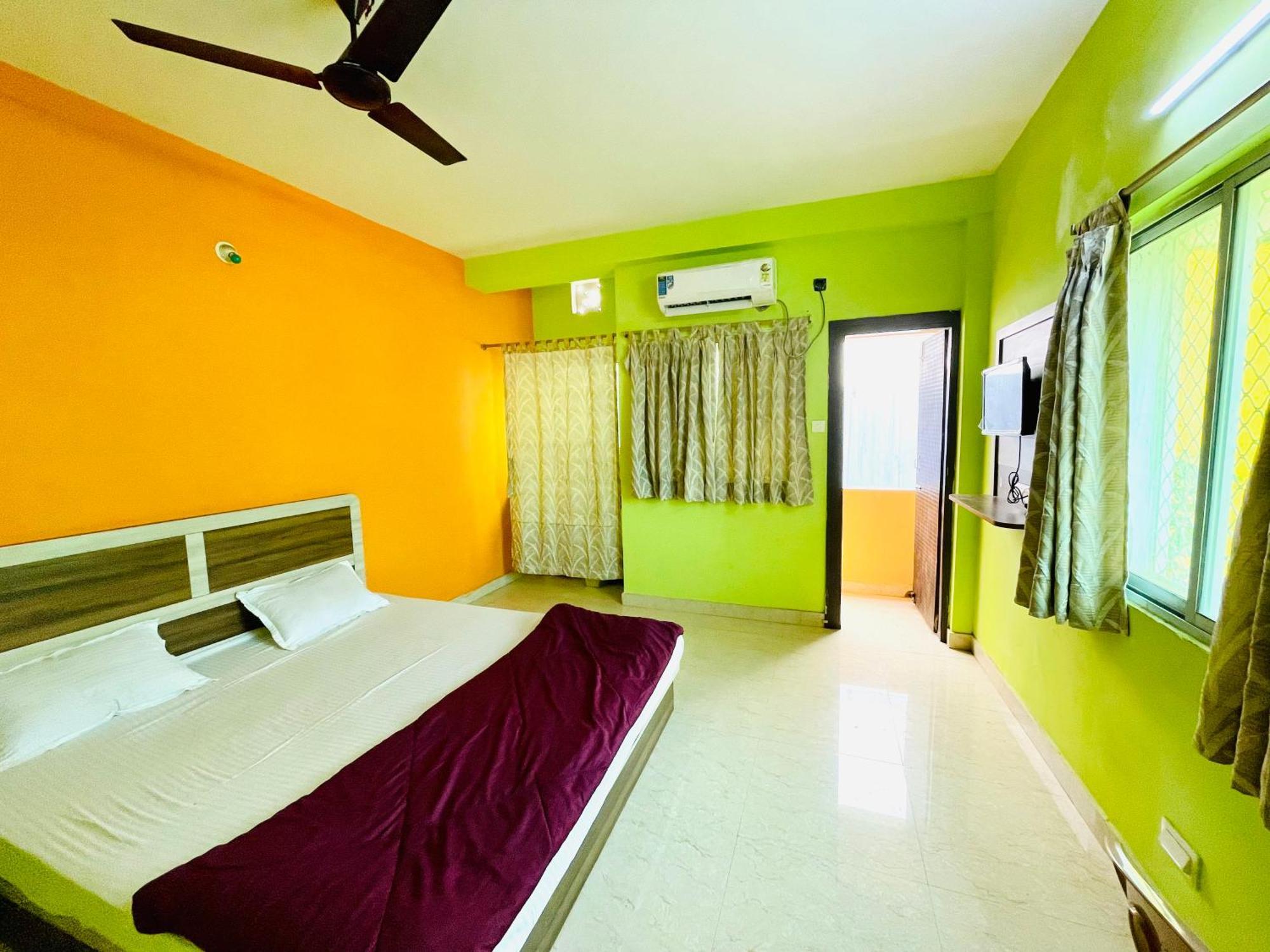 Hotel Falcon House ! Puri - Shriyash Group Экстерьер фото